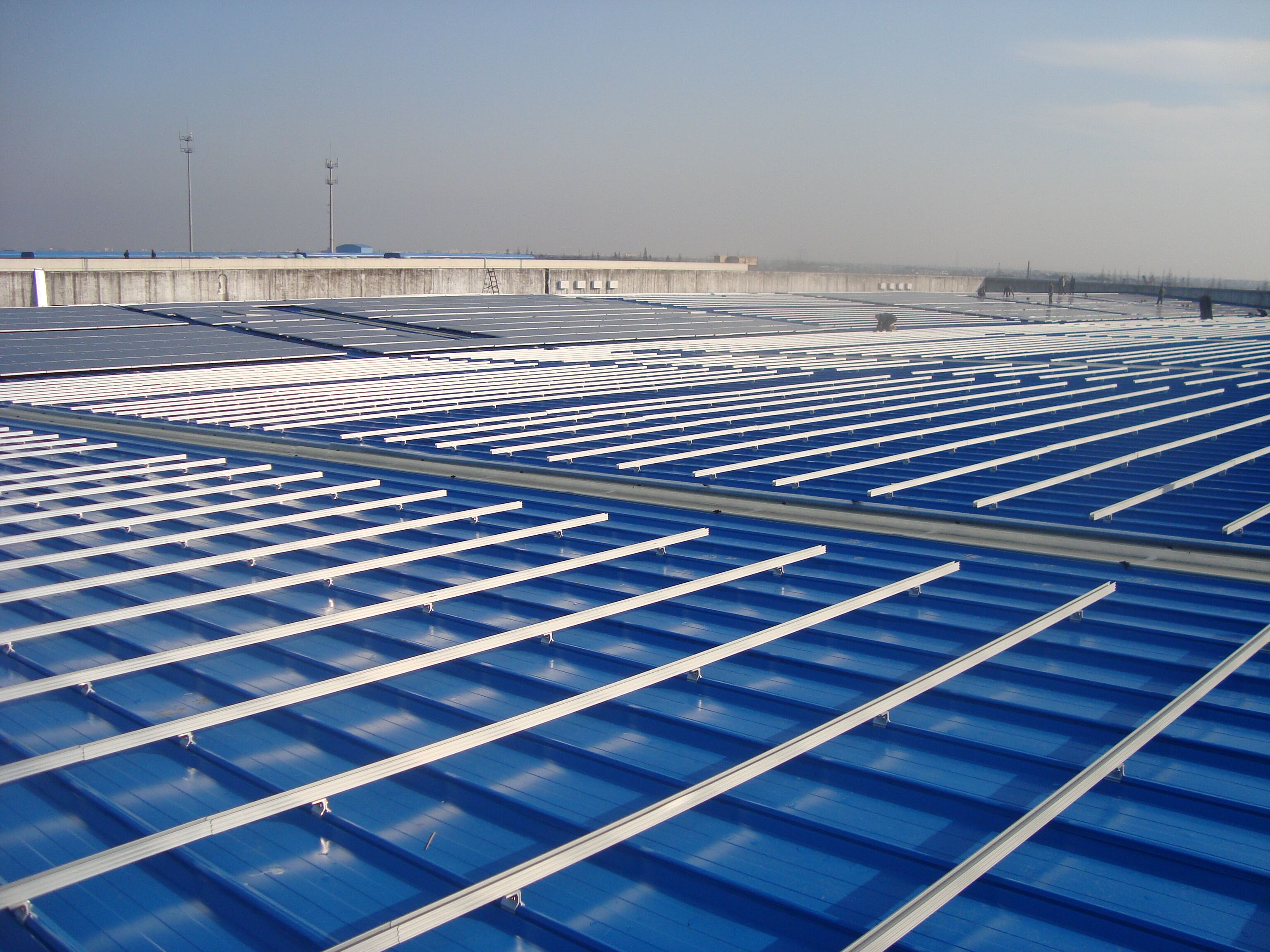 Renewable energy installation with switchgear