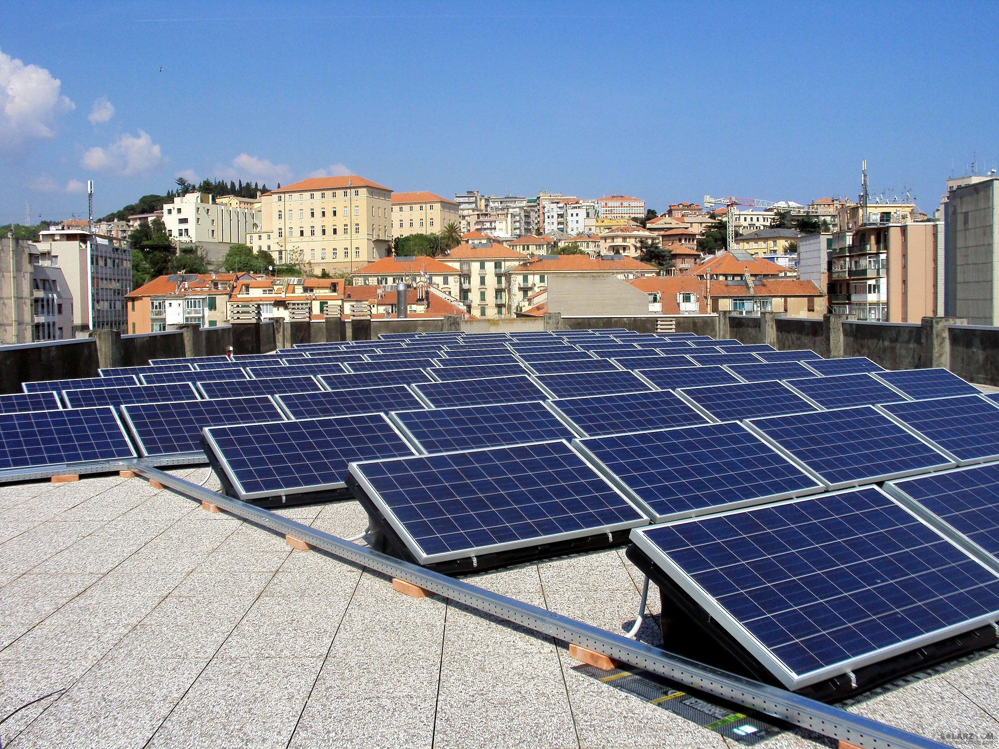 Solar photovoltaic installation on an industrial roof